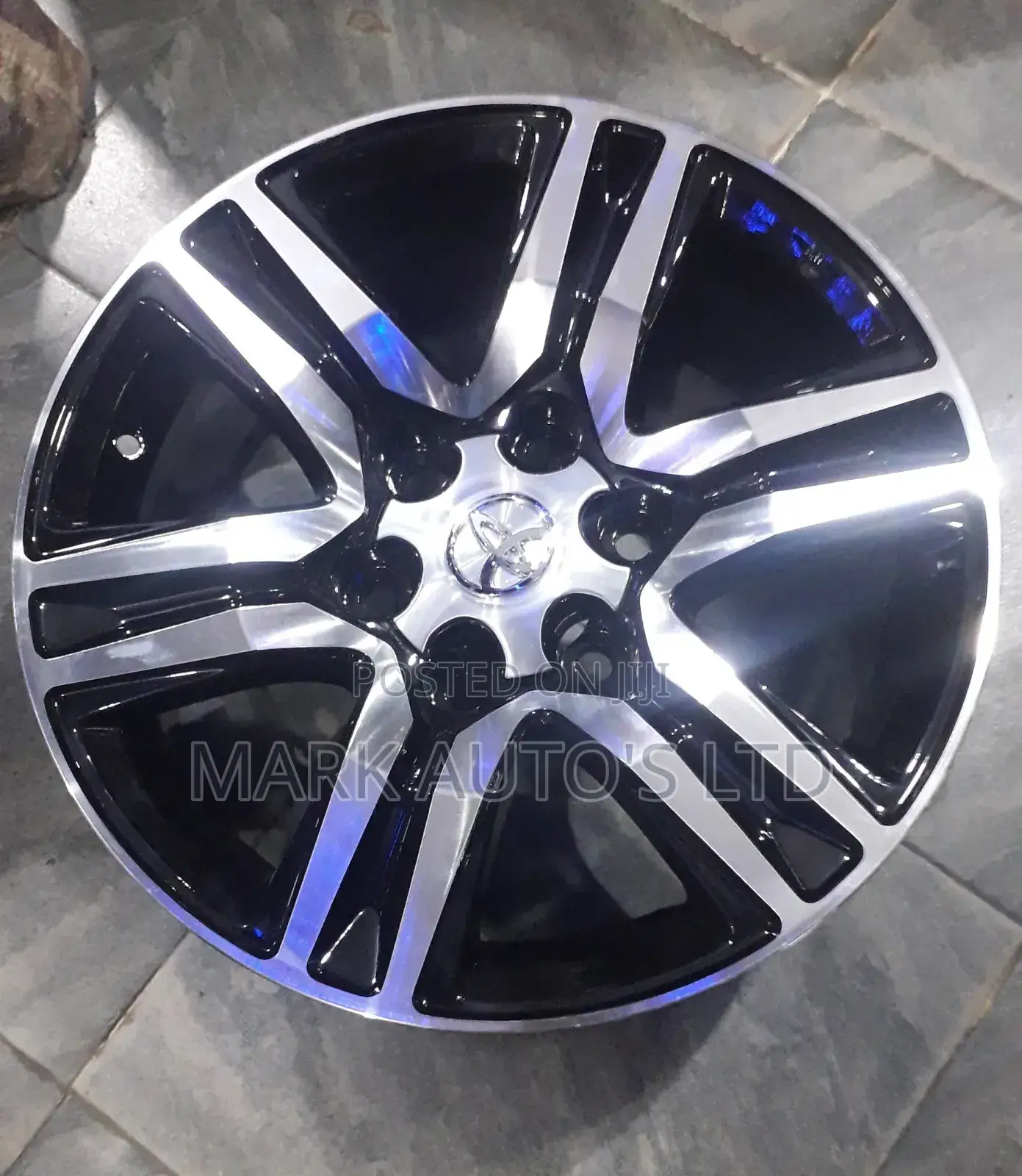 17inche Rim Toyota Hilux 2020