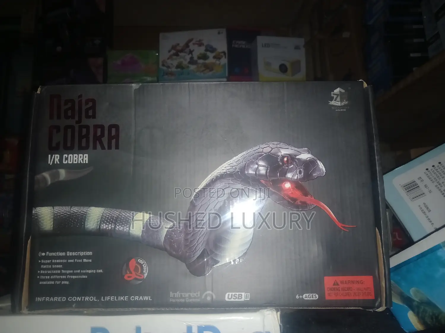 Realistic Rubber Snake (Robot Cobra)