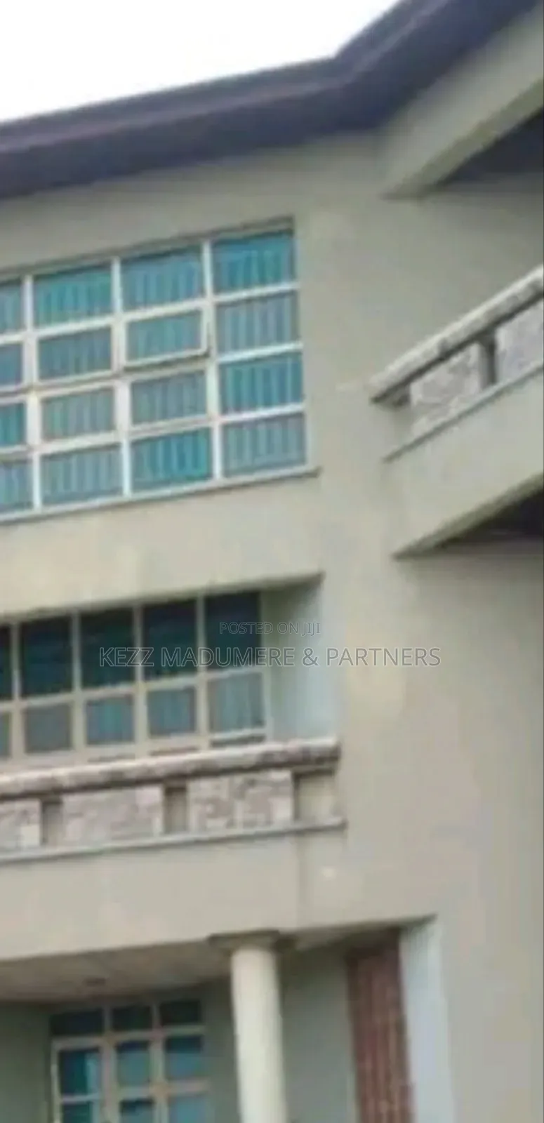 For Sale: A Massive Plaza on 21⁄2 Plots in Port Harcourt