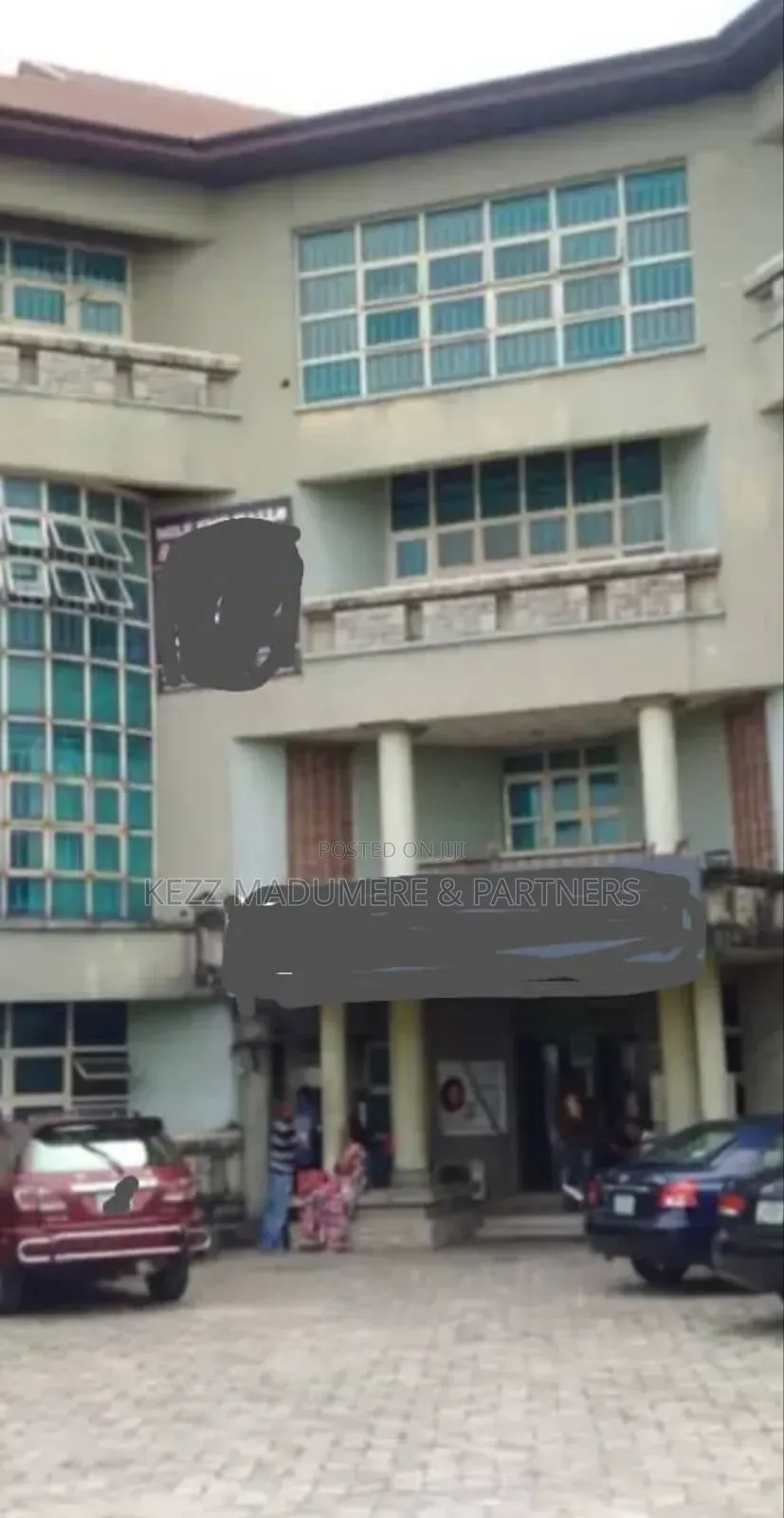 For Sale: A Massive Plaza on 21⁄2 Plots in Port Harcourt