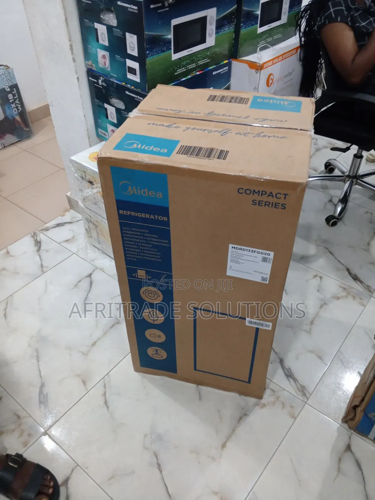 Midea MDRD133FGG50 Mech Temperature Control Fridge 85 Liter