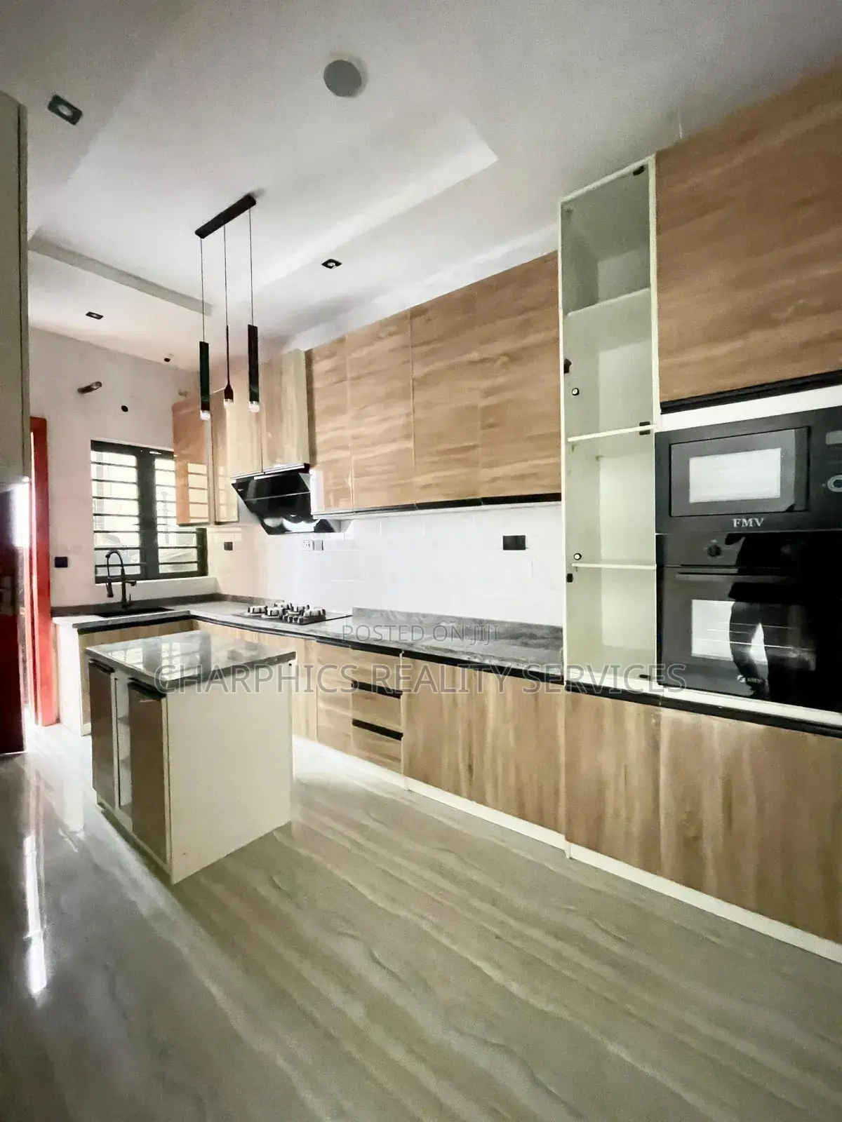 4bdrm Duplex in Lekki for sale