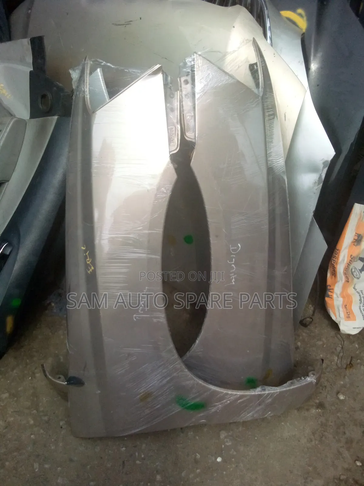 Toyota Highlander 05 Fender Set Near One