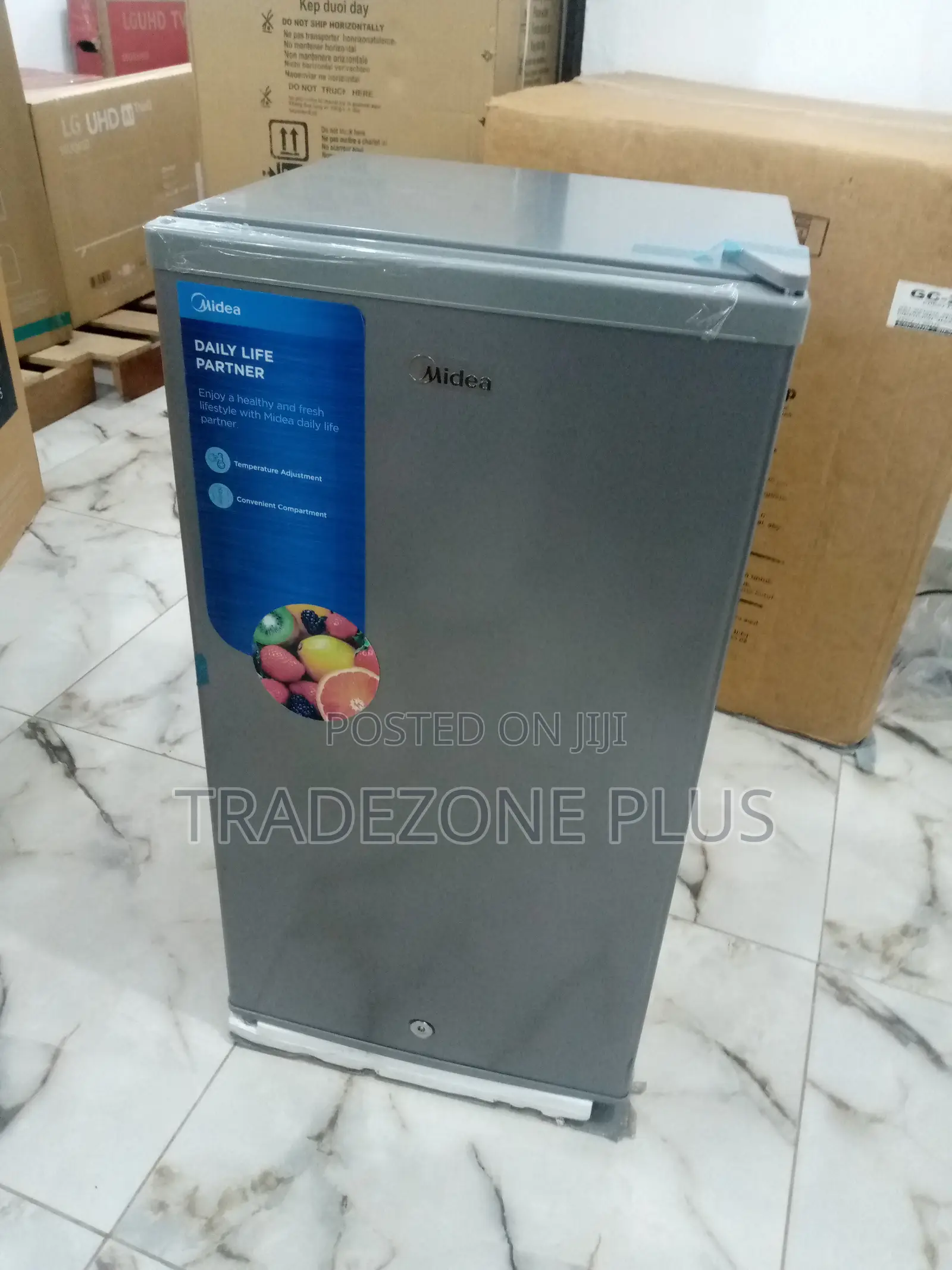 Long Lasting Midea 90L Single Door Refrigerator Mdrd133fgg50