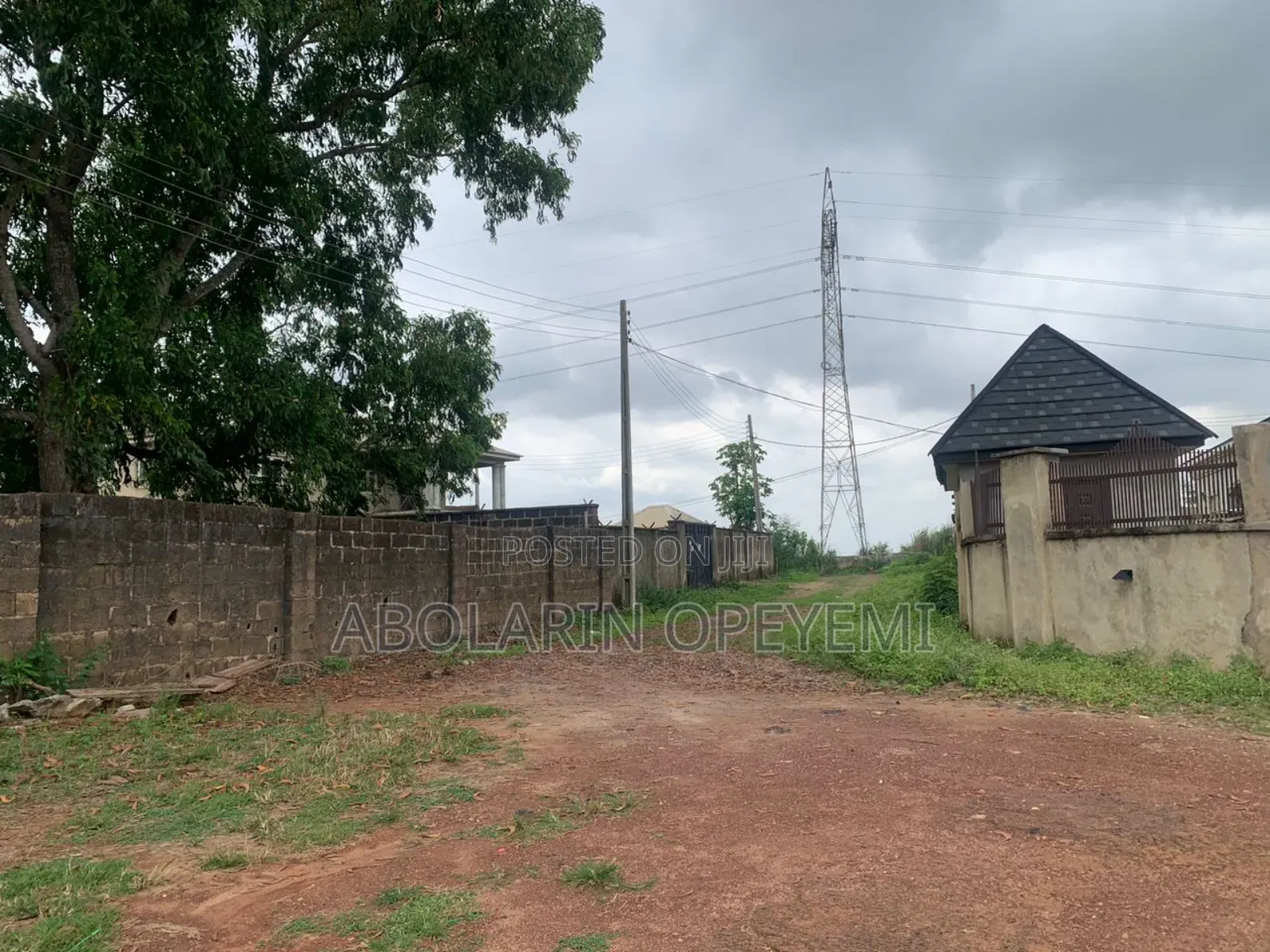 1000sqm Government Layout of Land at Obasanjo Hilltop G.R.A
