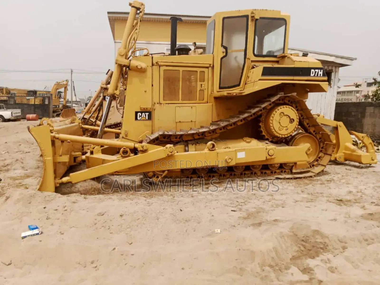 Bulldozers for Project and Daily Leasing/Rent