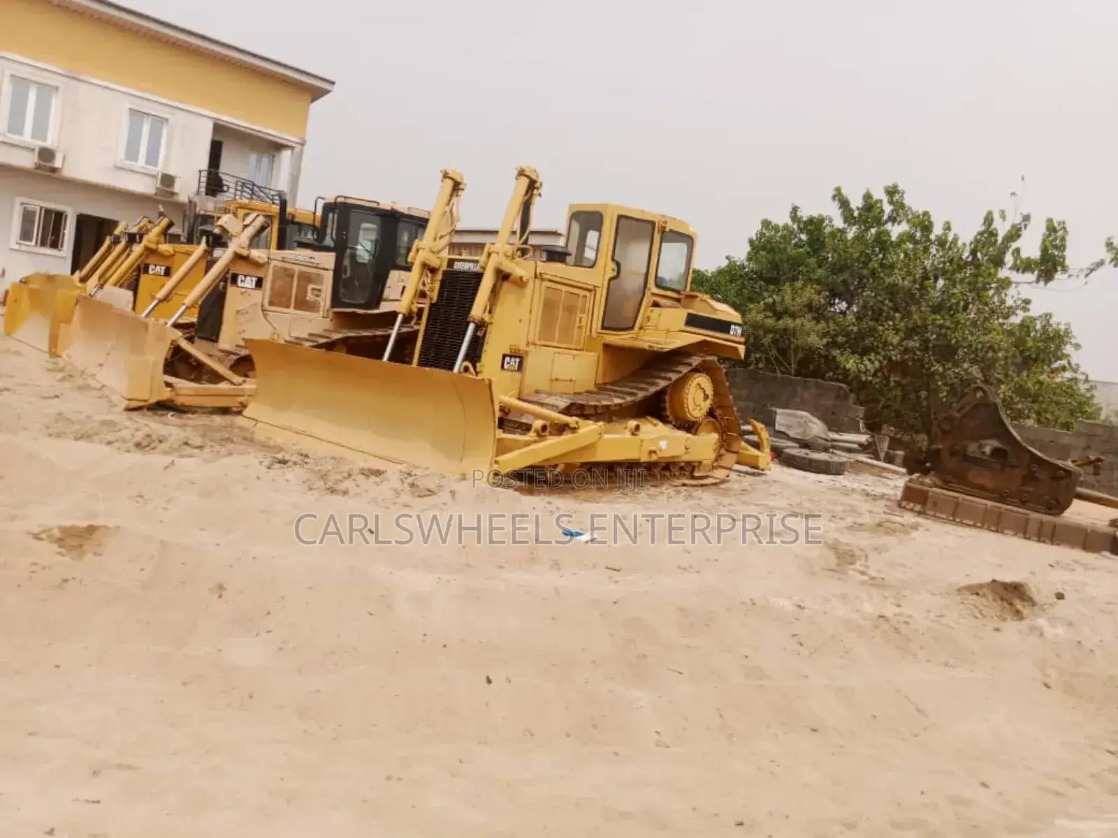 Bulldozers for Project and Daily Leasing/Rent