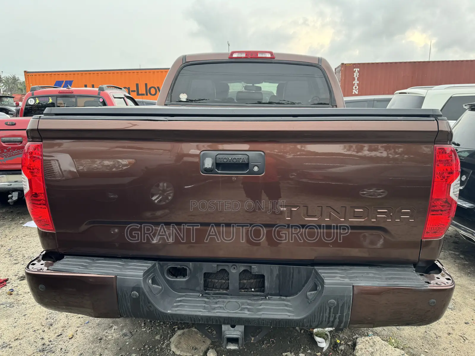Toyota Tundra 2017 Brown
