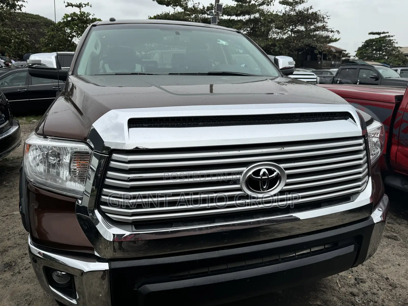 Toyota Tundra 2017 Brown