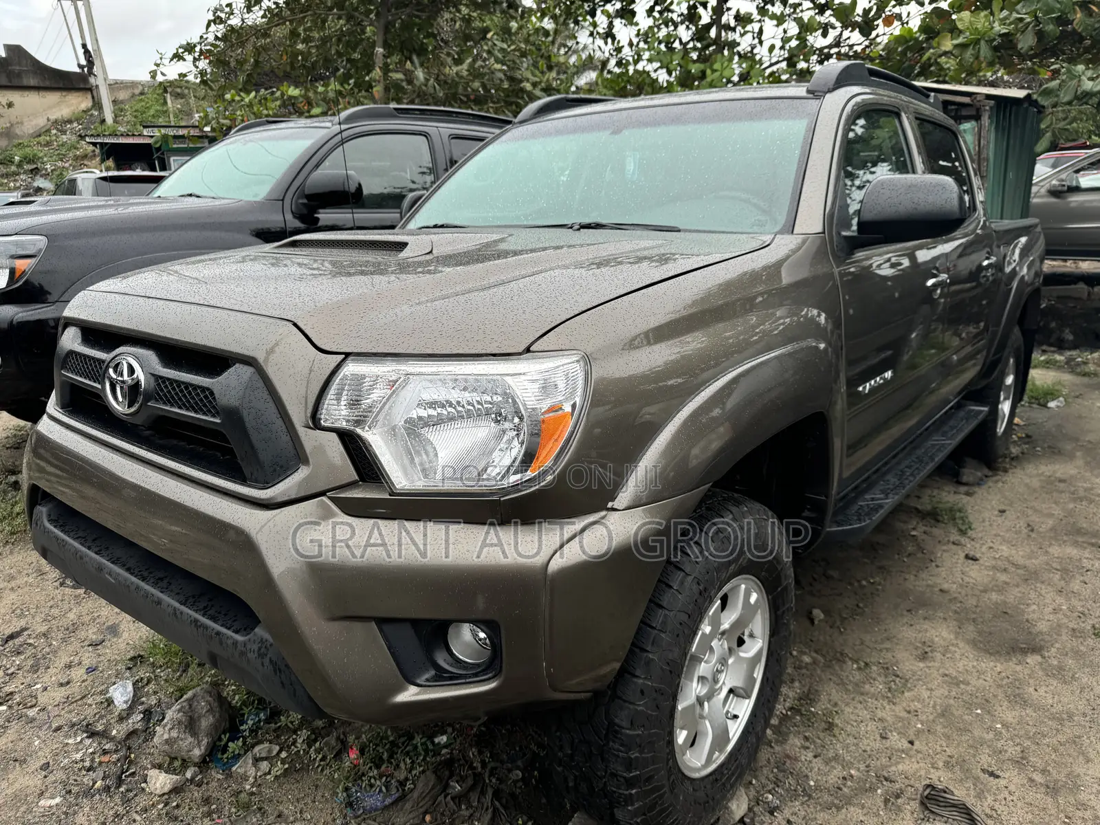 Toyota Tacoma 2014 Gold