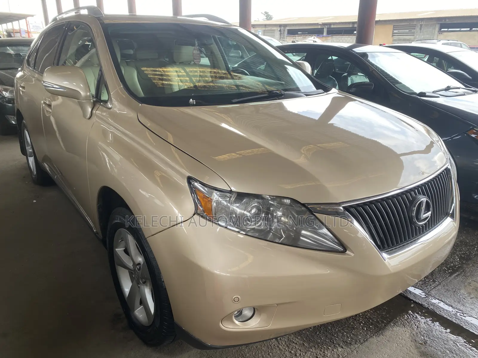 Lexus RX 350 2010 Gold