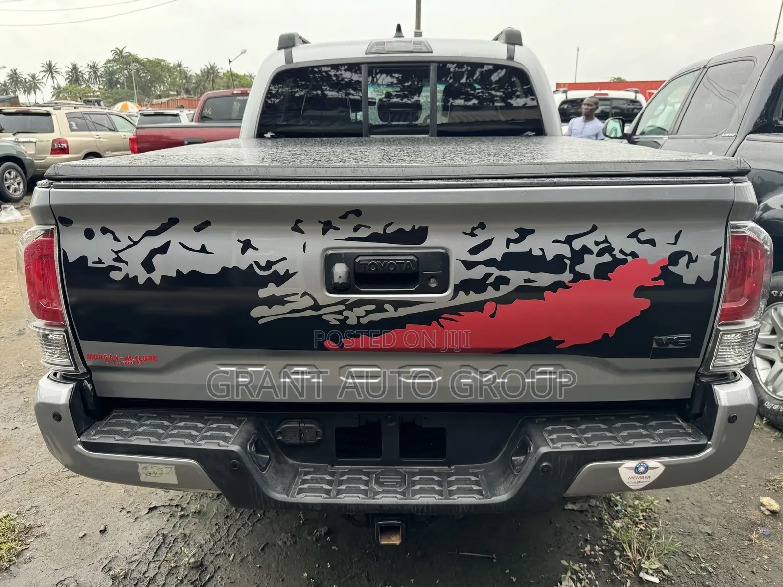 Toyota Tacoma 2020 Silver