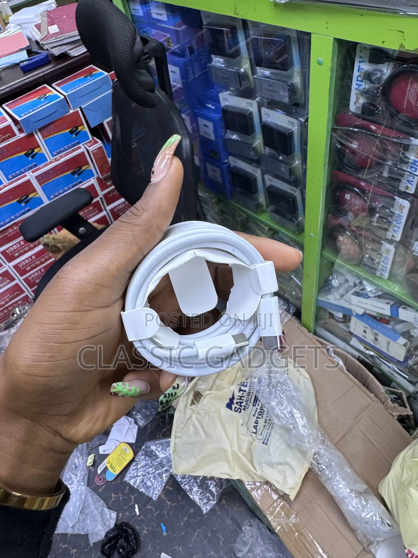 Follow Come 2m Type C to Type C Cable for Macbook Laptop