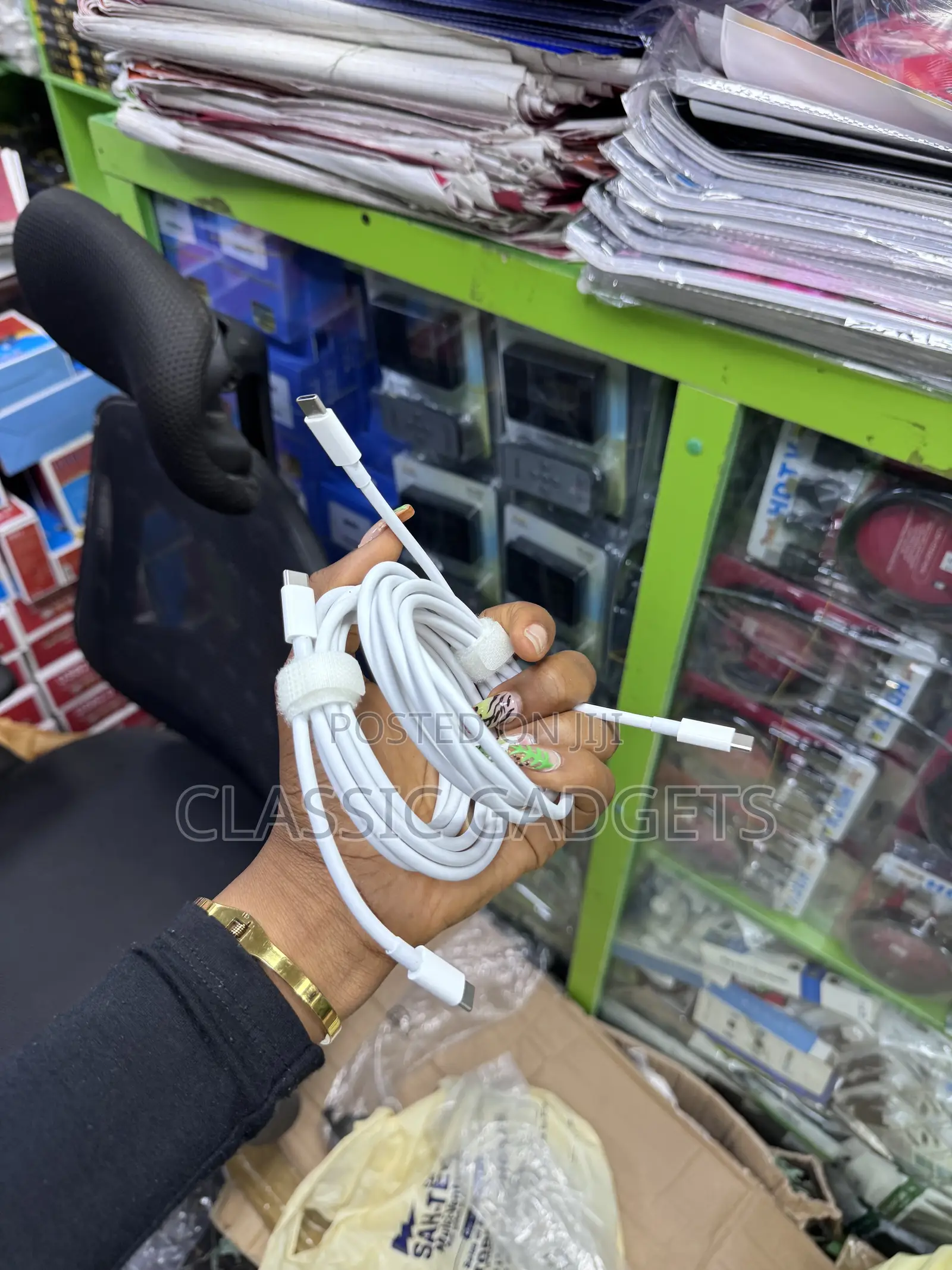 Follow Come 2m Type C to Type C Cable for Macbook Laptop