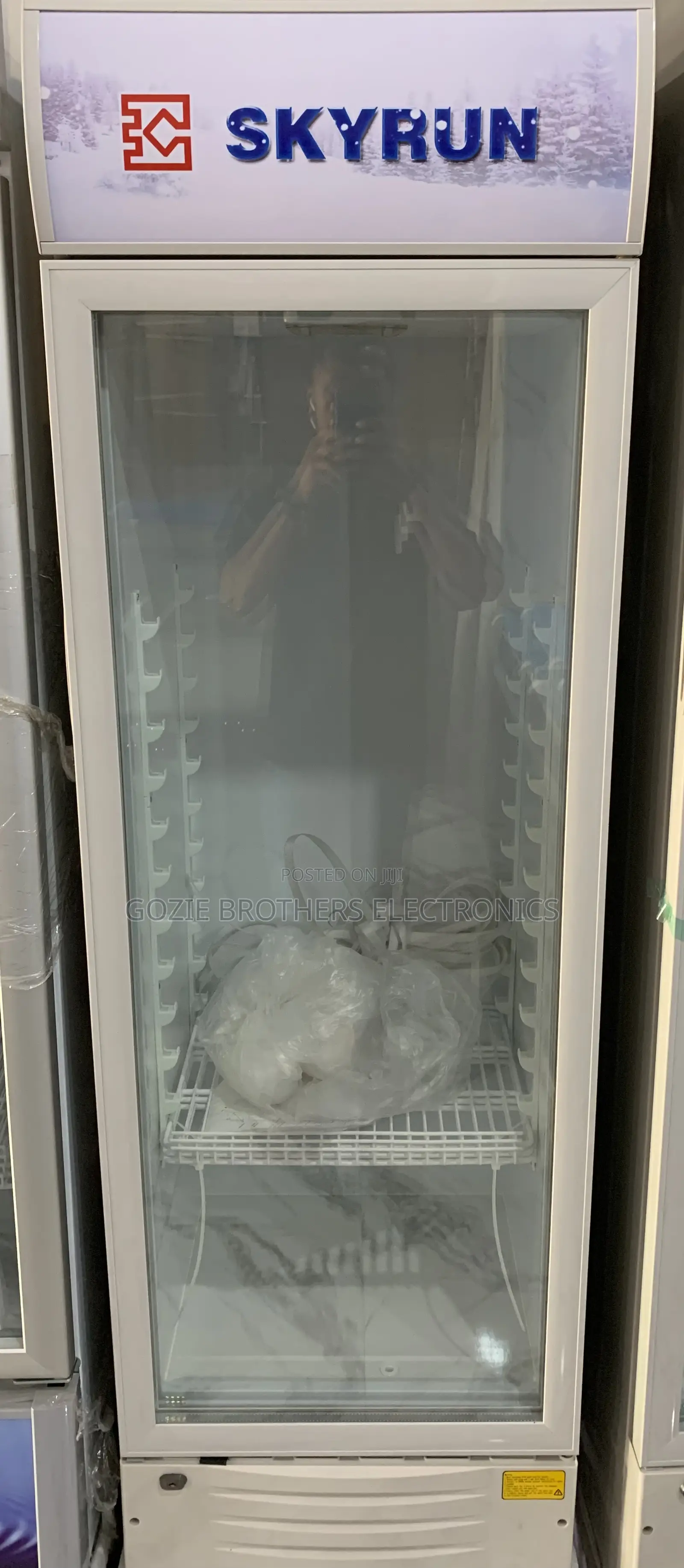 Skyrun Showcase Fridge (Chiller) 228liters Bcd228