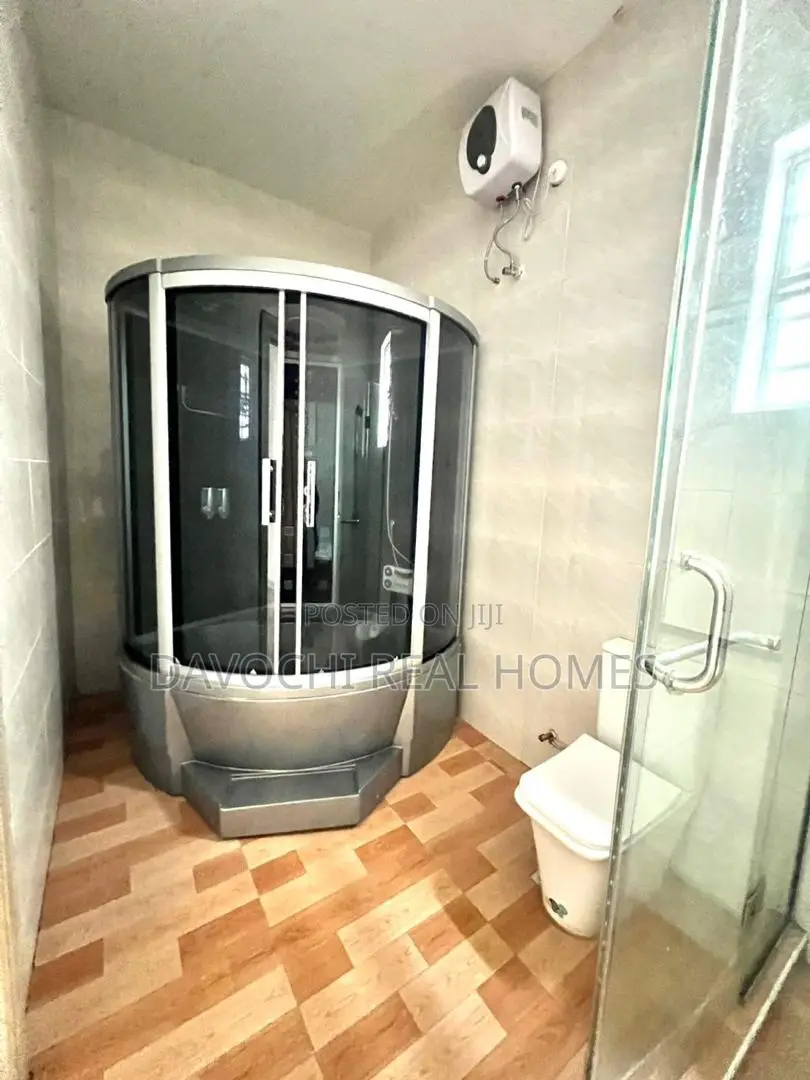 4bdrm Duplex in Ikota for rent