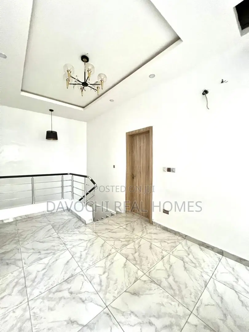 4bdrm Duplex in Ikota for rent