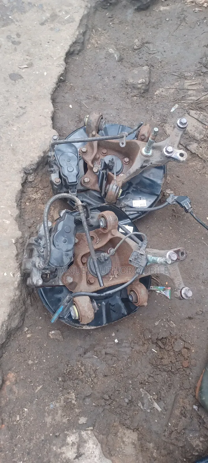 Front and Back Hub Toyota Rav4 2018 2022