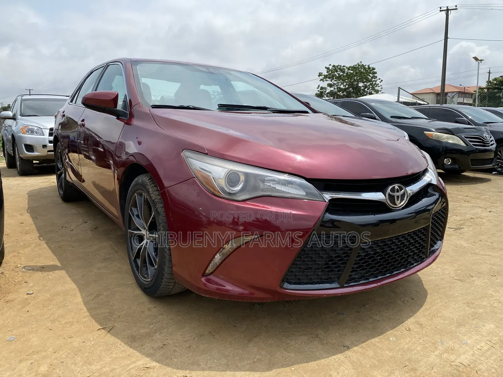 Toyota Camry 2016 Red