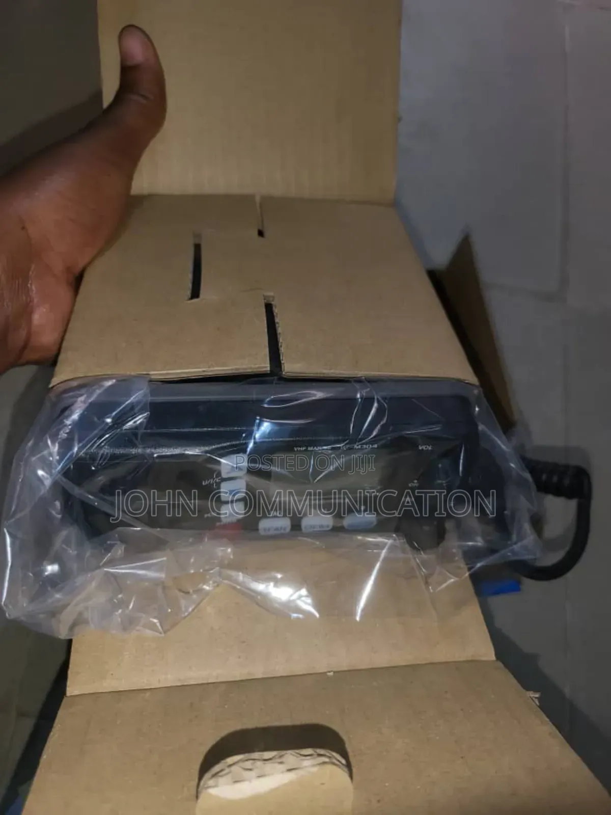 Icom Ic-M304 VHF Radio