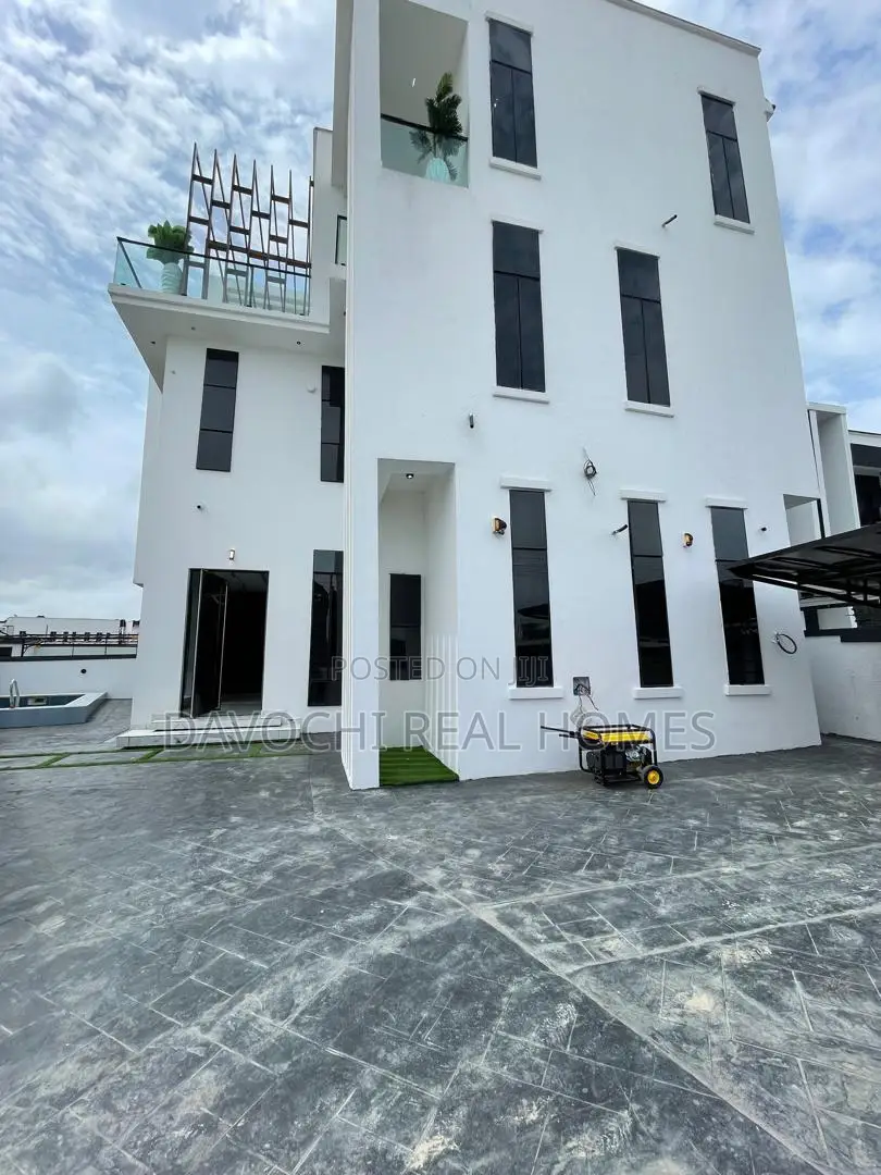 5bdrm Duplex in Lekki Phase 2 for sale
