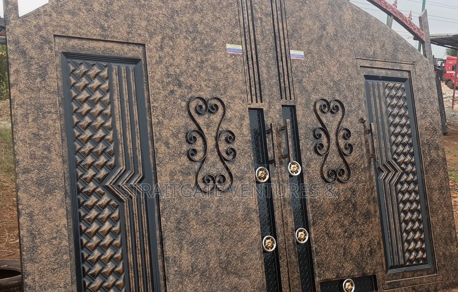 Golden Grill Arc Gate