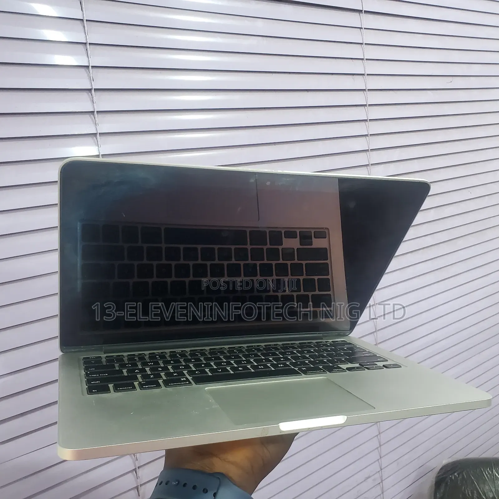 Laptop Apple MacBook Pro 2015 8GB Intel Core I5 SSD 256GB