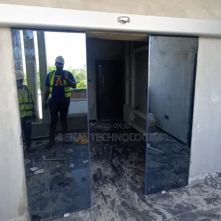 Auto-Response Entrance Door