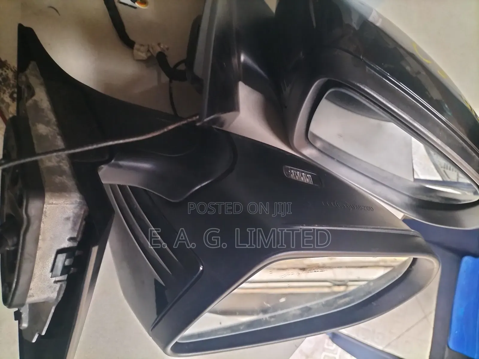 Mercedes-Benz Outside Mirror Left A2058100516