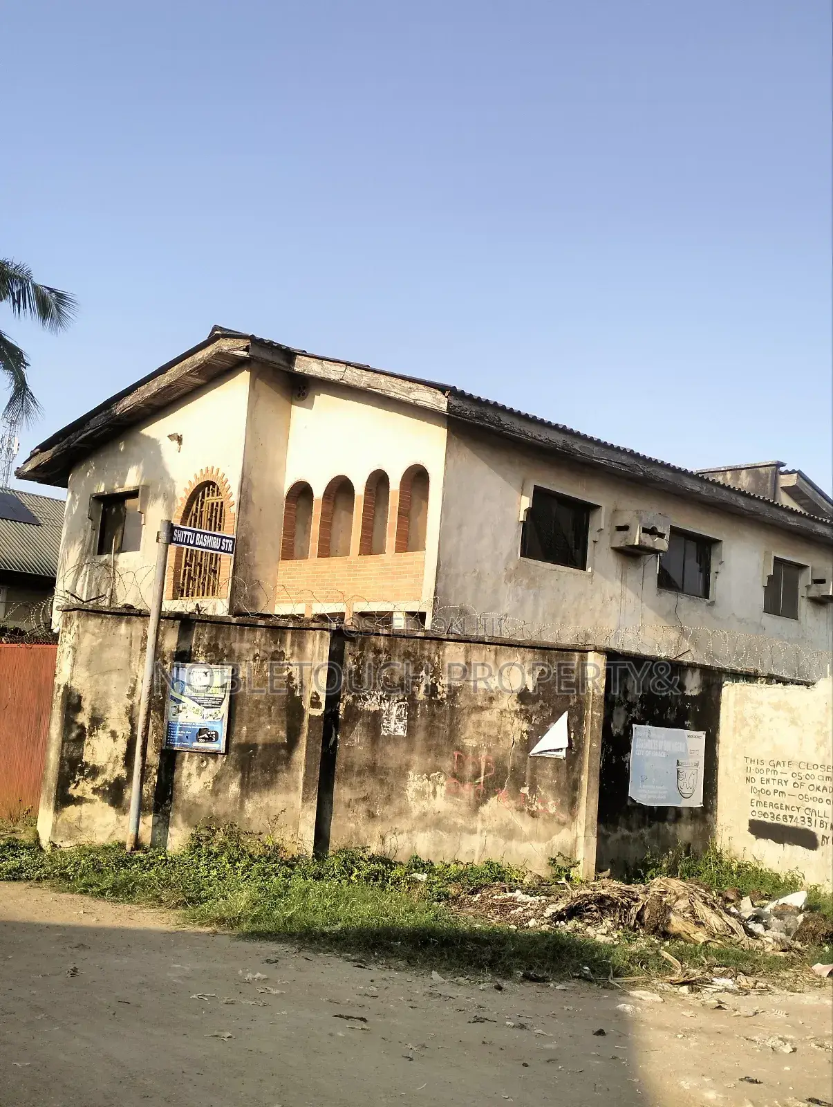 4bdrm Duplex in Fagbile Estate for sale