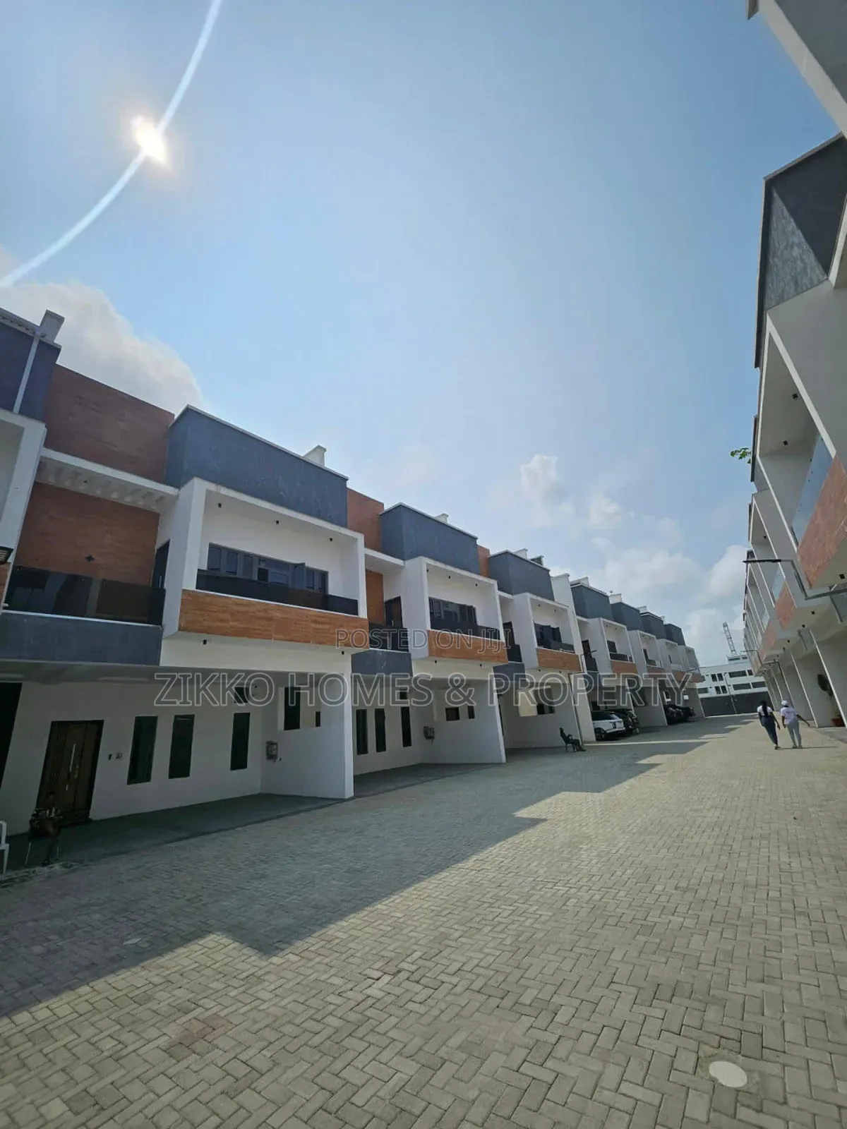 4bdrm Townhouse/Terrace in Ilasan for sale