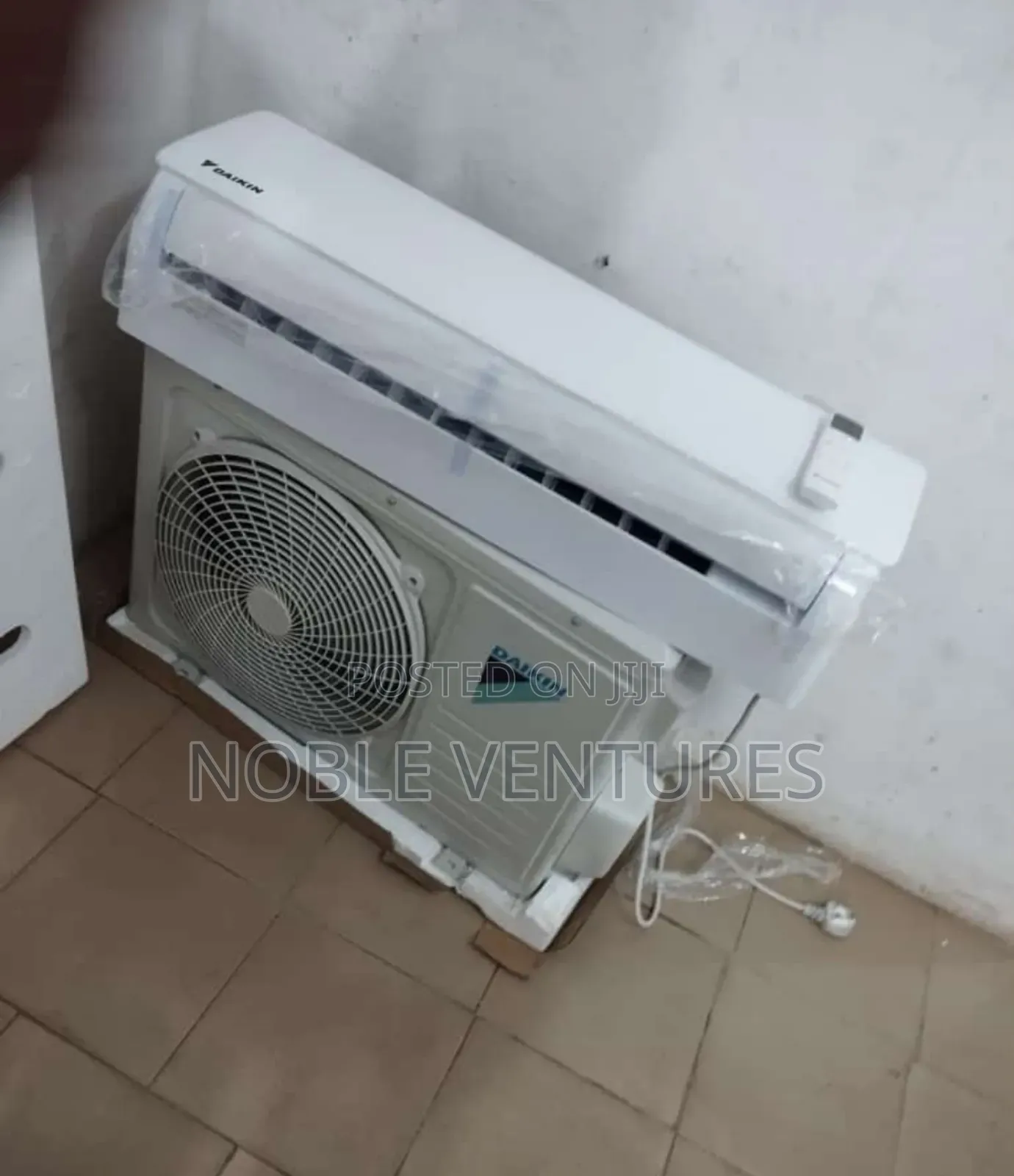Daikin 1.5hp Split Unit Air-Conditioner R410a 100%Copper