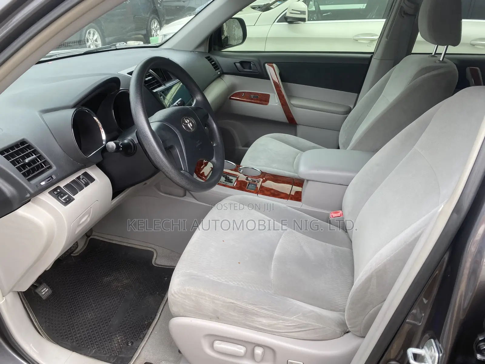 Toyota Highlander 2010 Gray