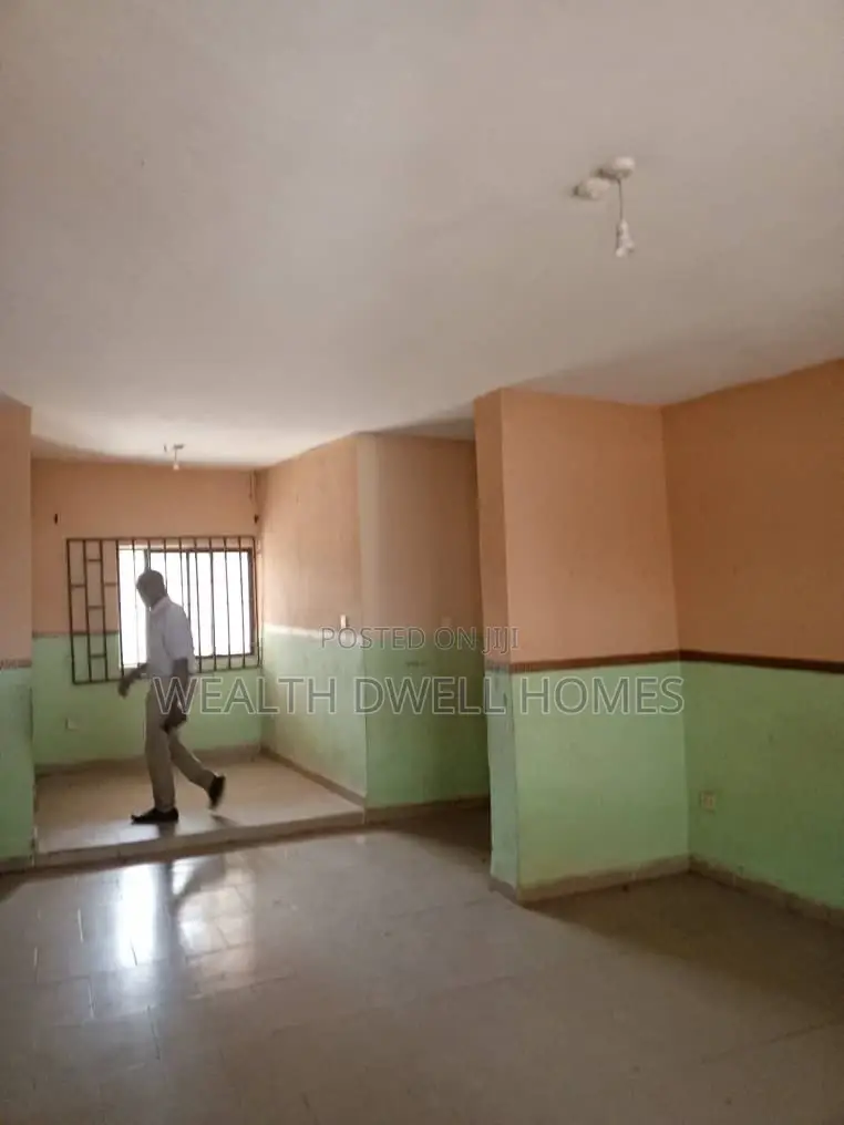 3bdrm Bungalow in Alagbaka, Akure for sale