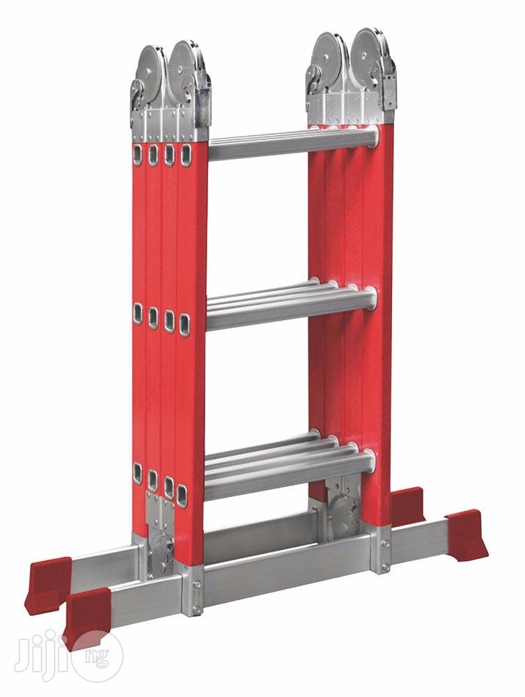 4x3 Fiberglass Ladder: Non Conductive Ladder
