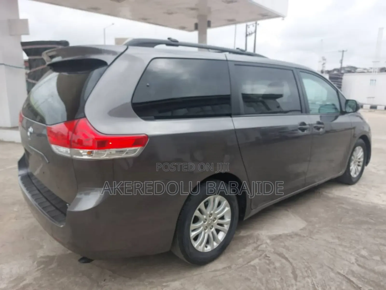 Toyota Sienna 2014 Green