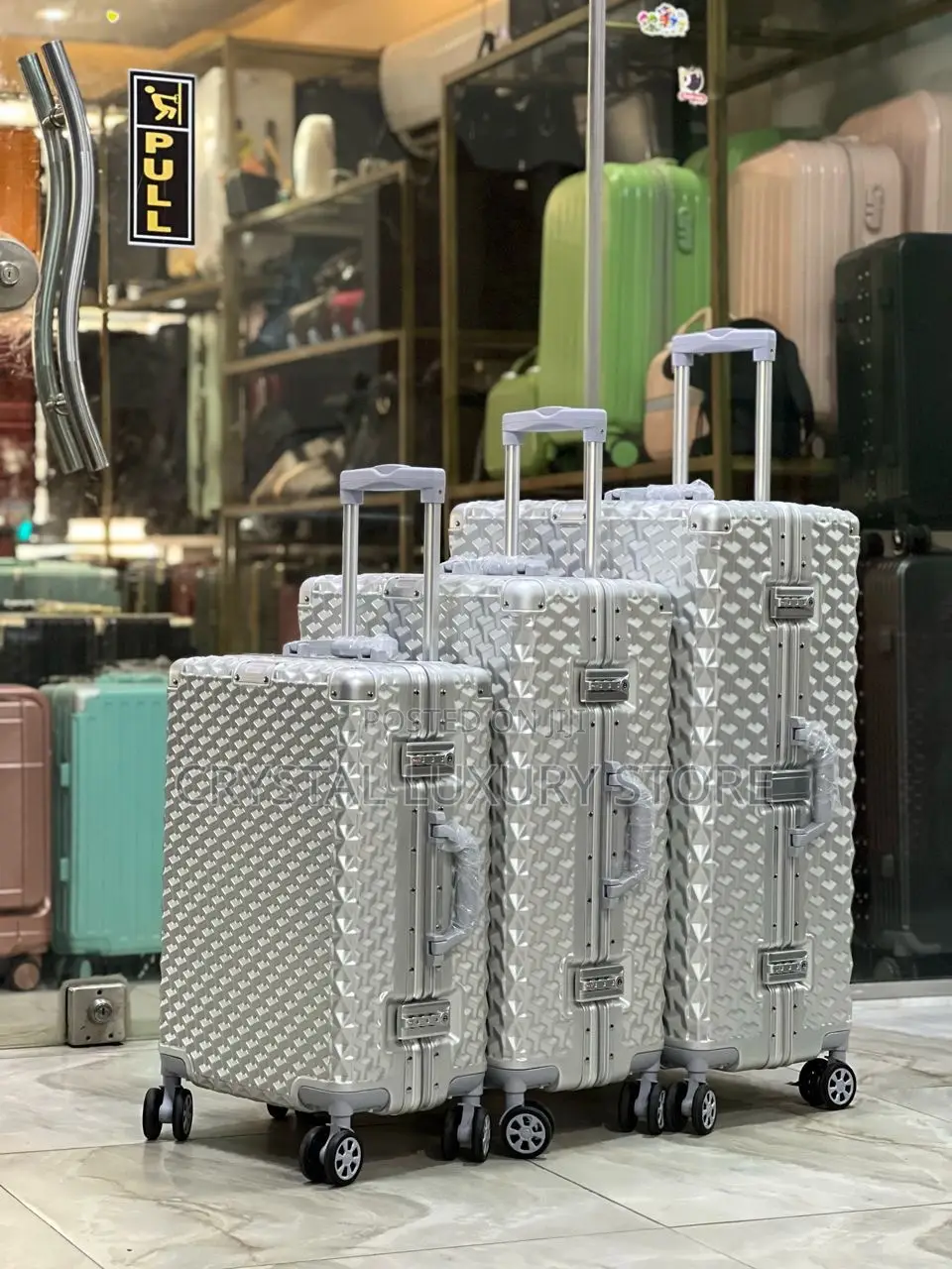 Top Quality Luxury Travel Luggage