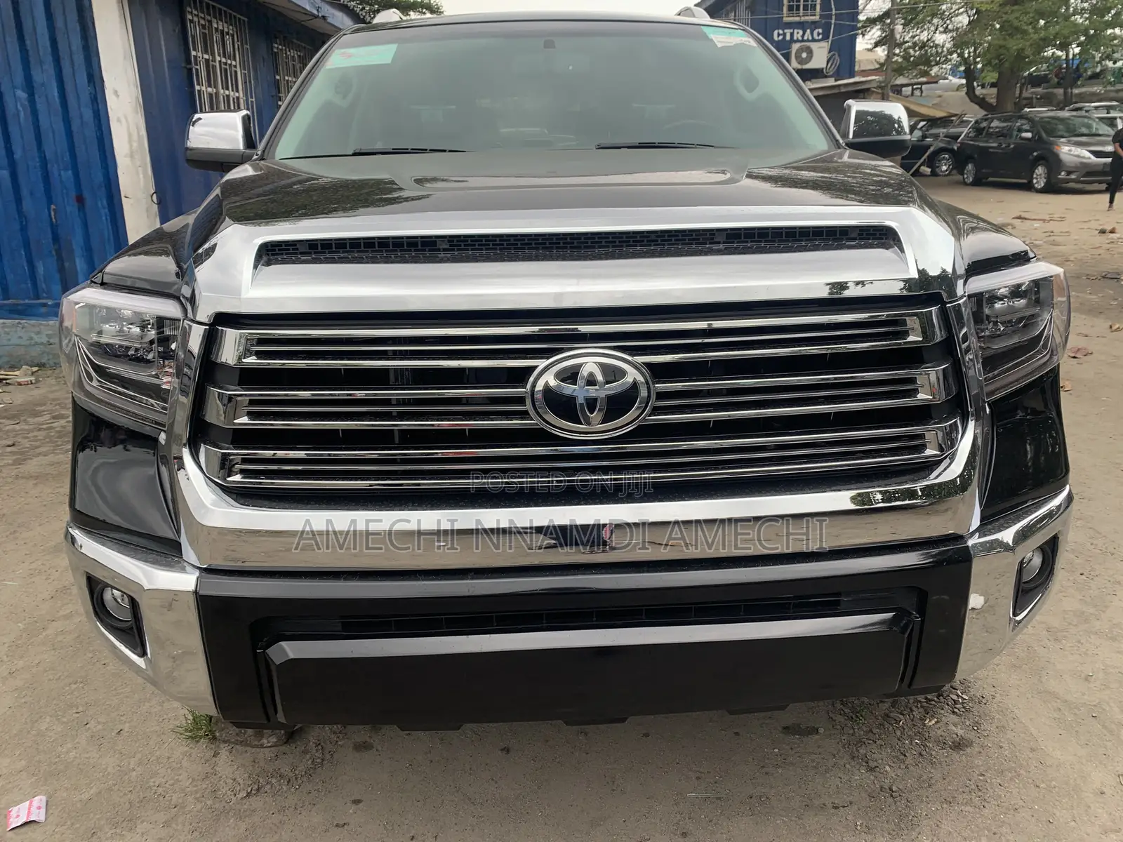 Toyota Sequoia Platinum 4x4 2018 Black