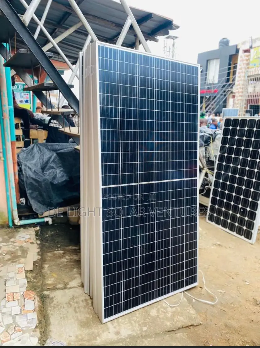 450watt Halfcut Canadian Panel