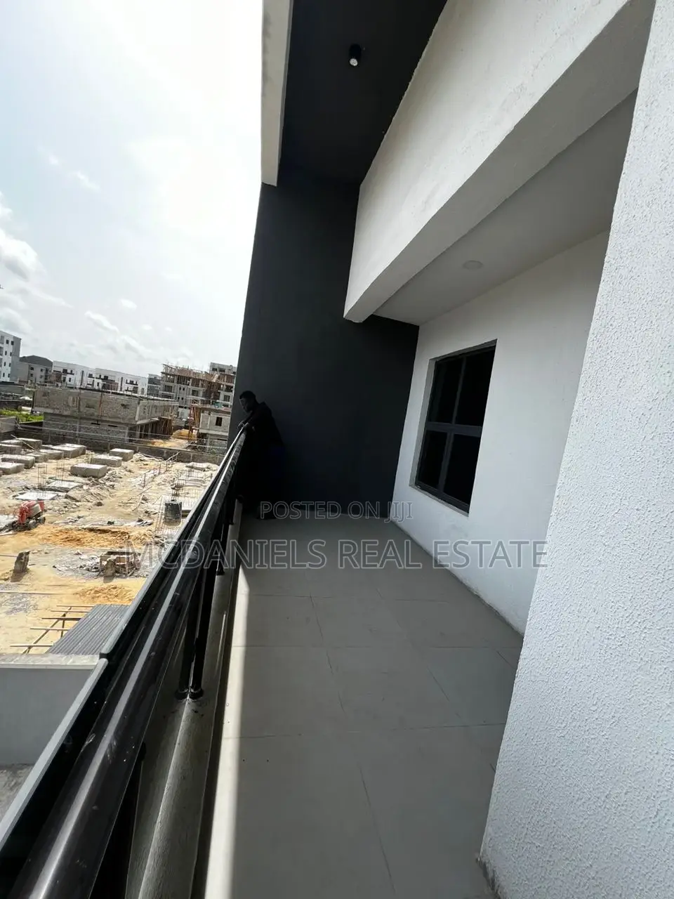 4bdrm Duplex in Lekki Phase 1 for rent