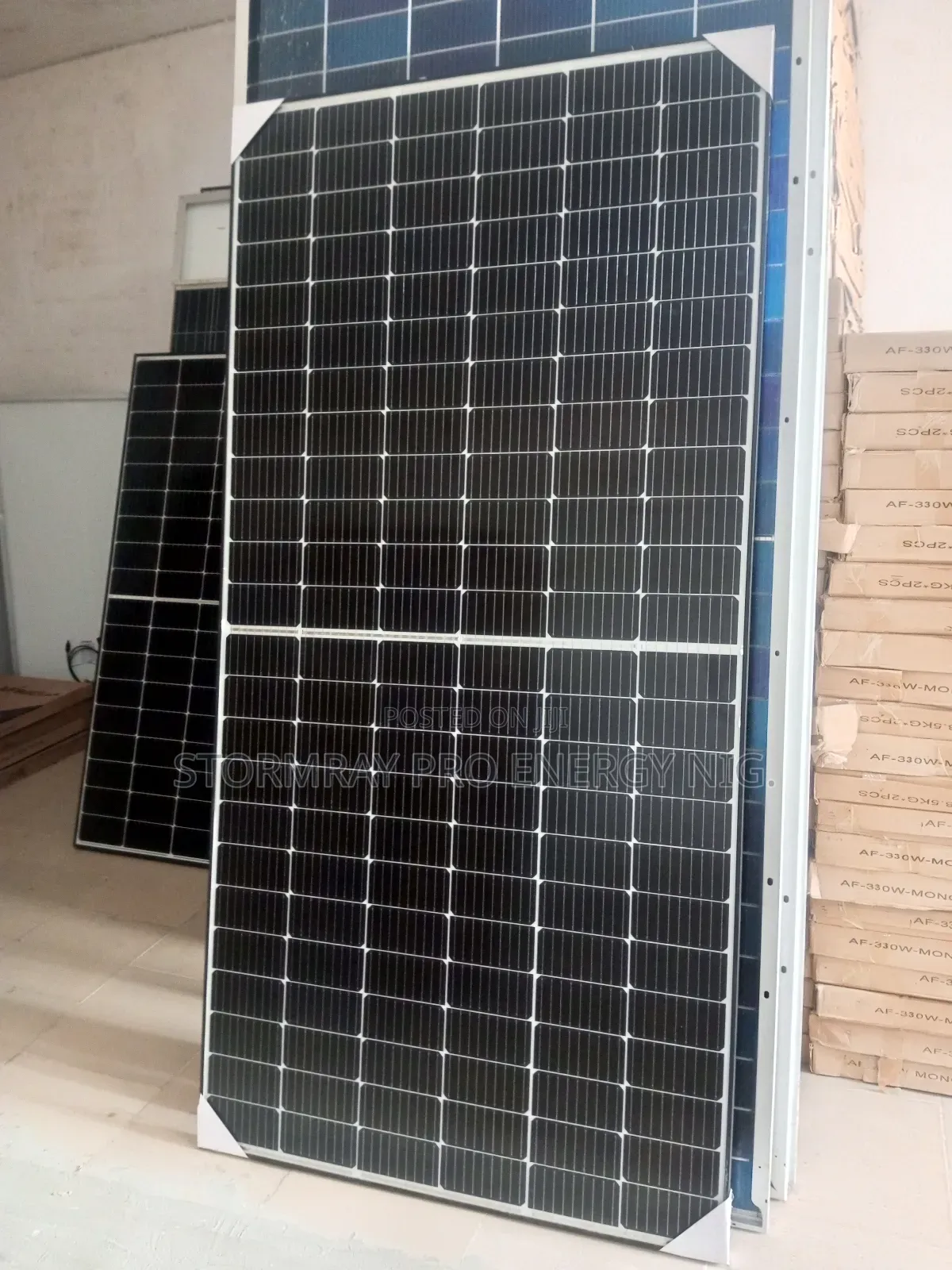 Jinko 550w Solar Panels Available