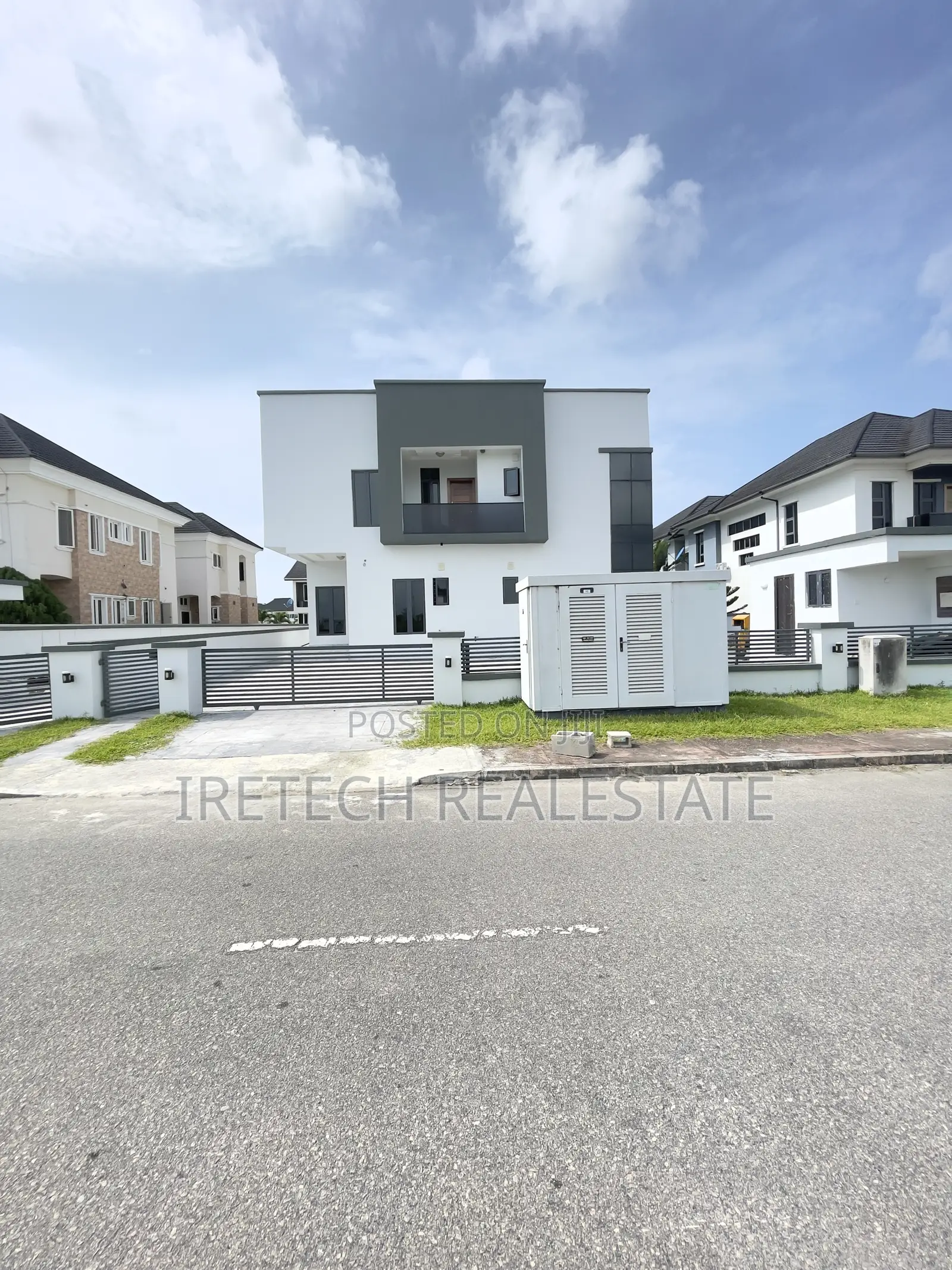 5bdrm Duplex in Ajah Royal Gardens, Lekki for sale