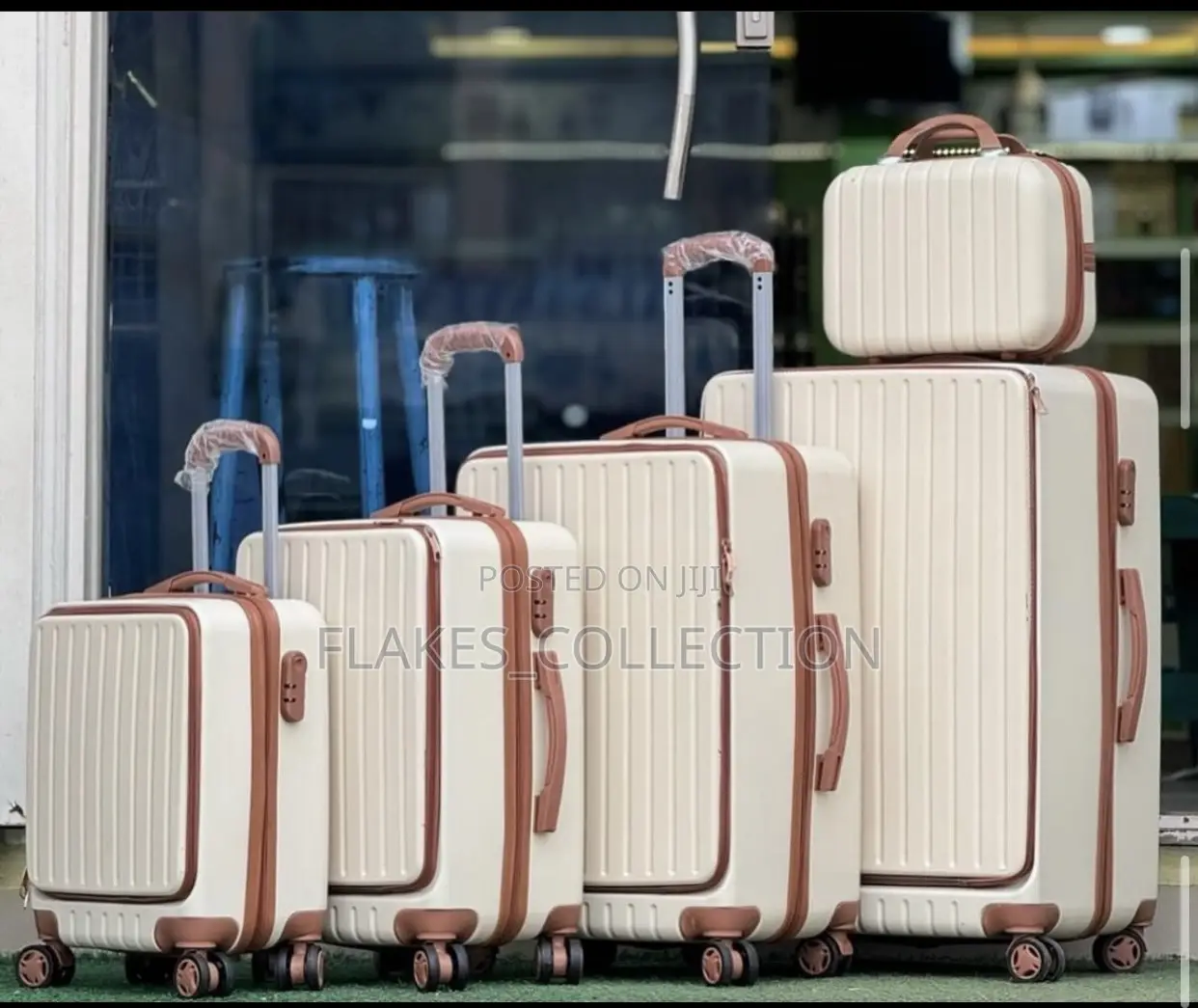Luxury Set of 5 Luggage Box