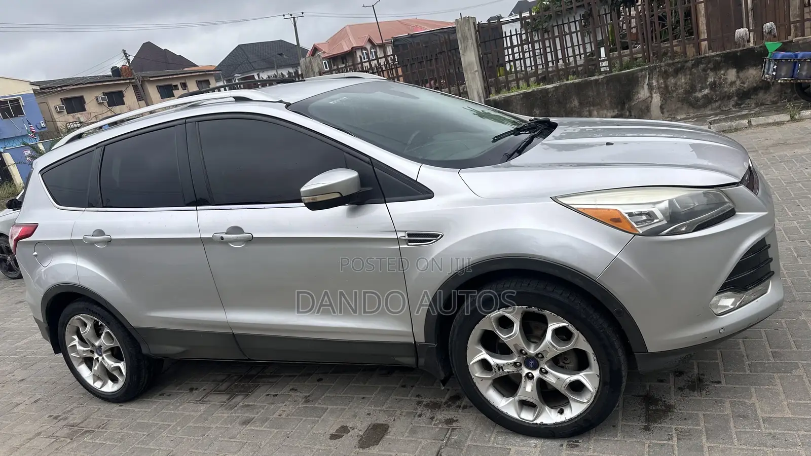 Ford Escape Titanium 4dr SUV AWD (1.6L 4cyl Turbo 6A) 2015 Silver