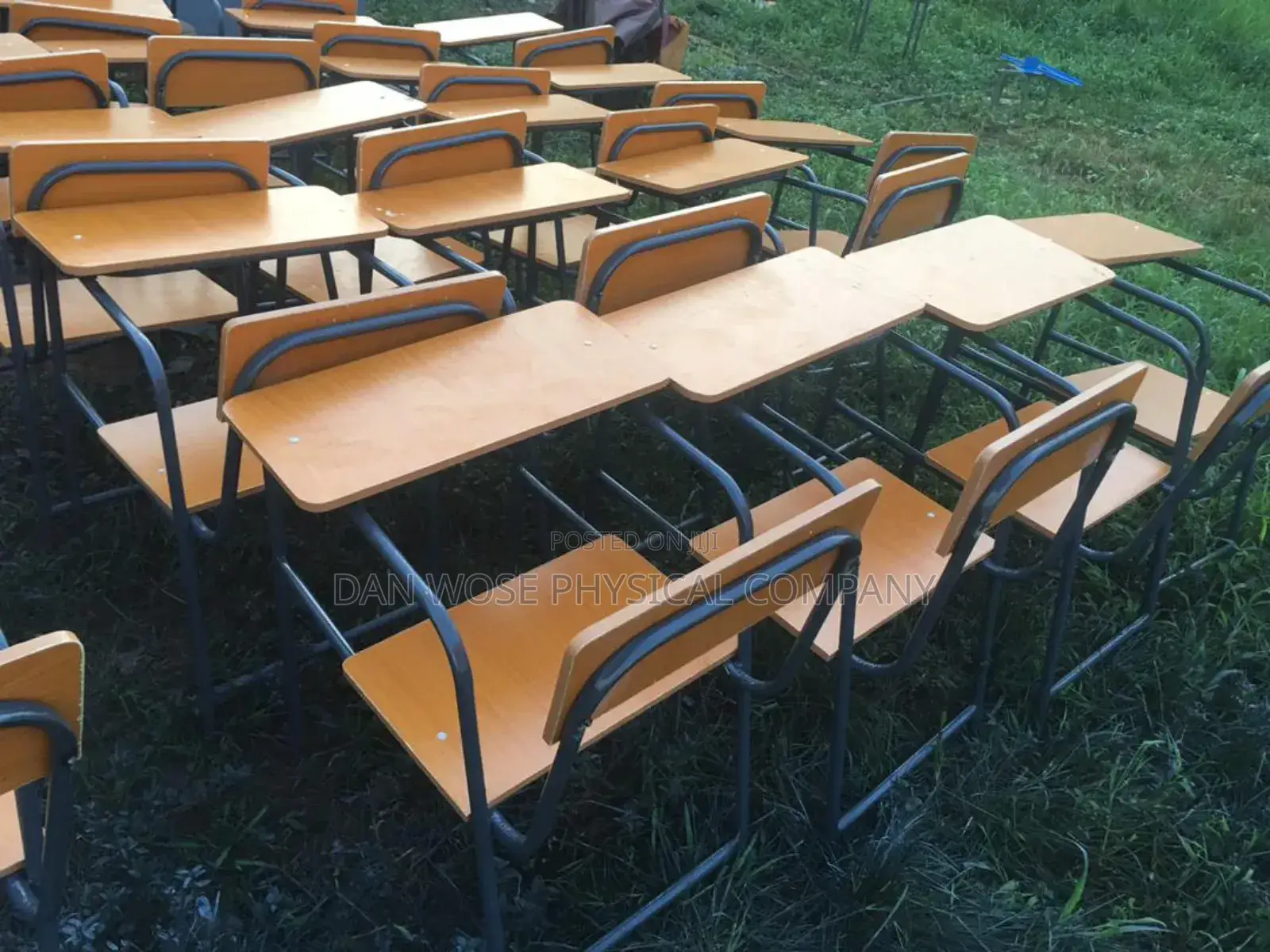 Single Seat With Writing Pad Swivel