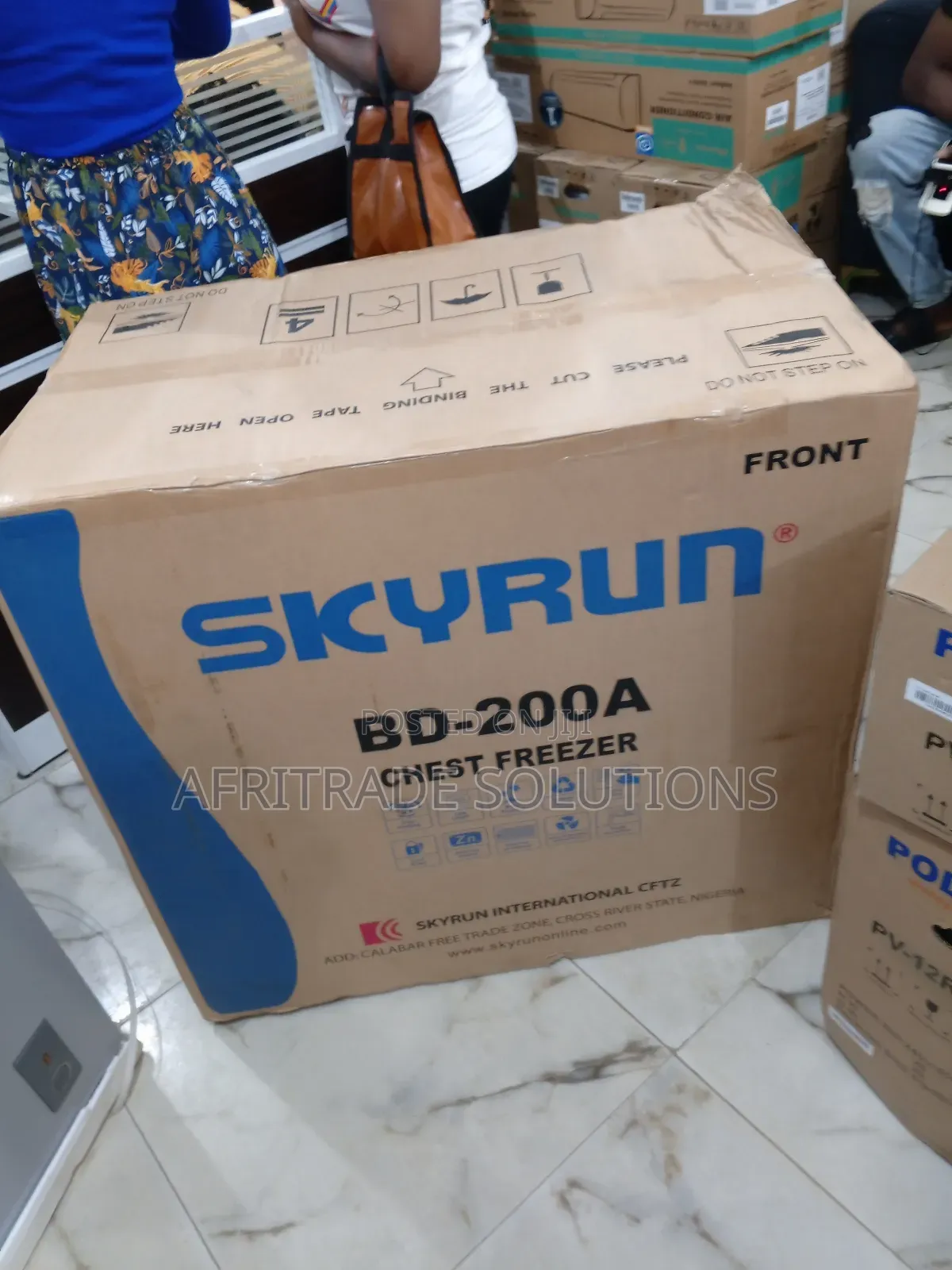 Skyrun Large Freezer 200 Liters- Excellent Helper