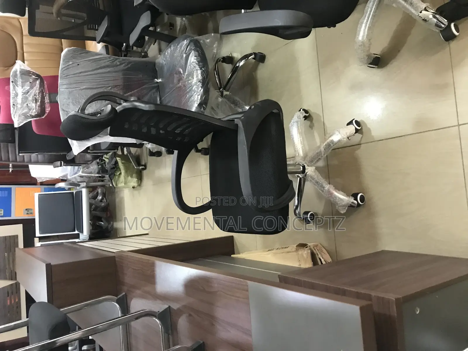 Office Swivel Chair With Headrest