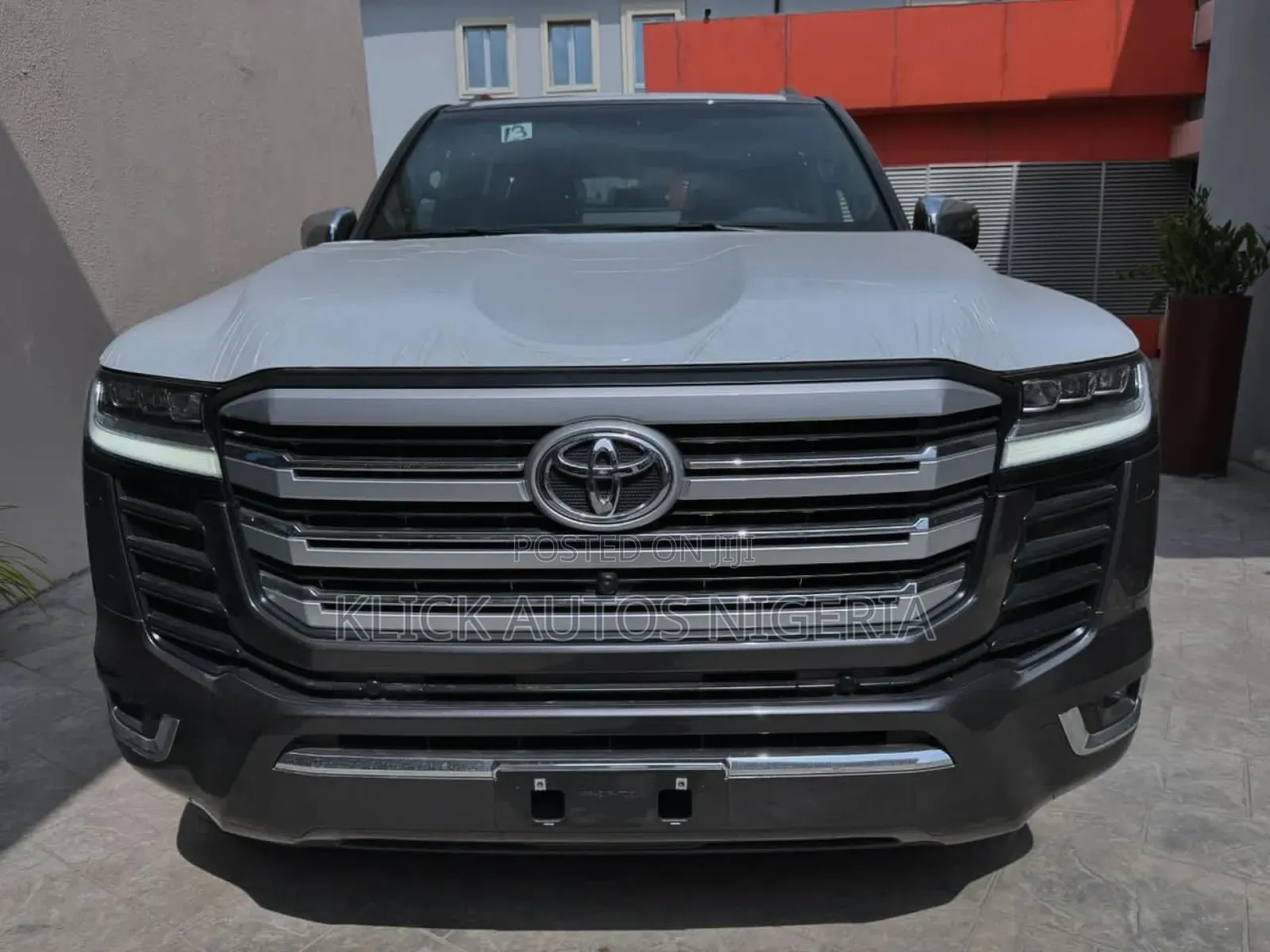 New Toyota Land Cruiser 2024 Gray