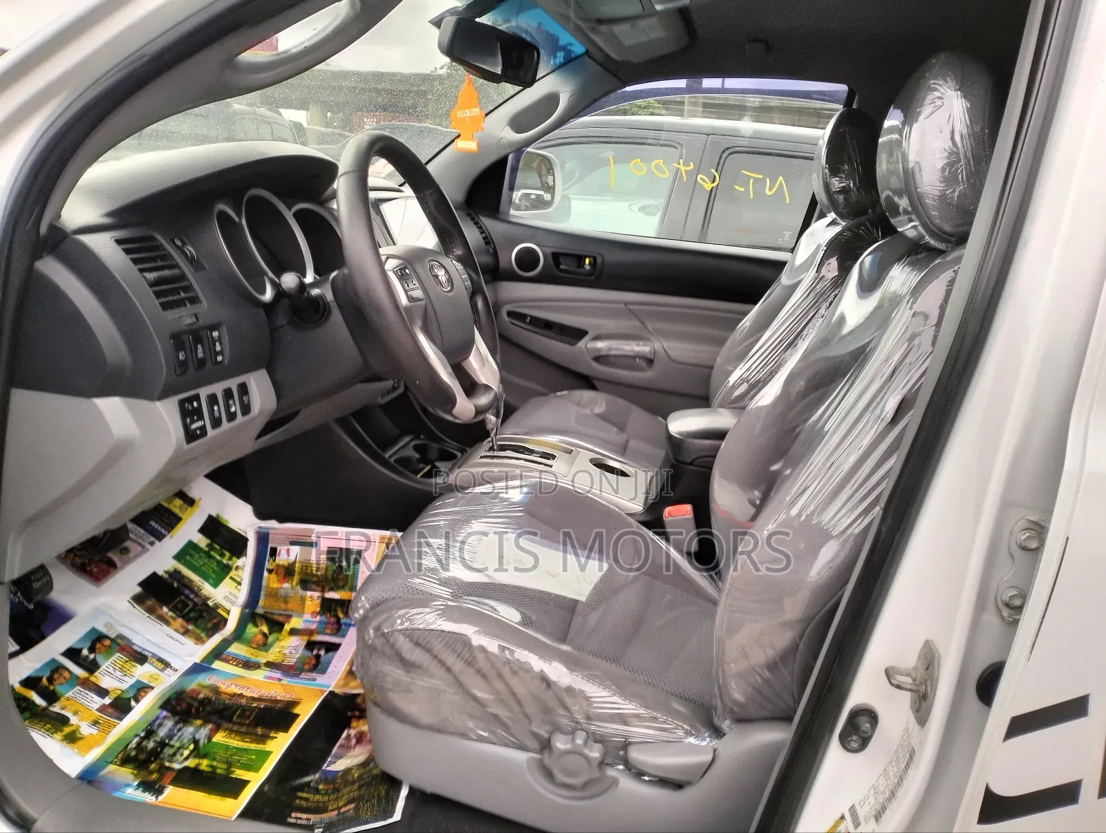 Toyota Tacoma 2015 White