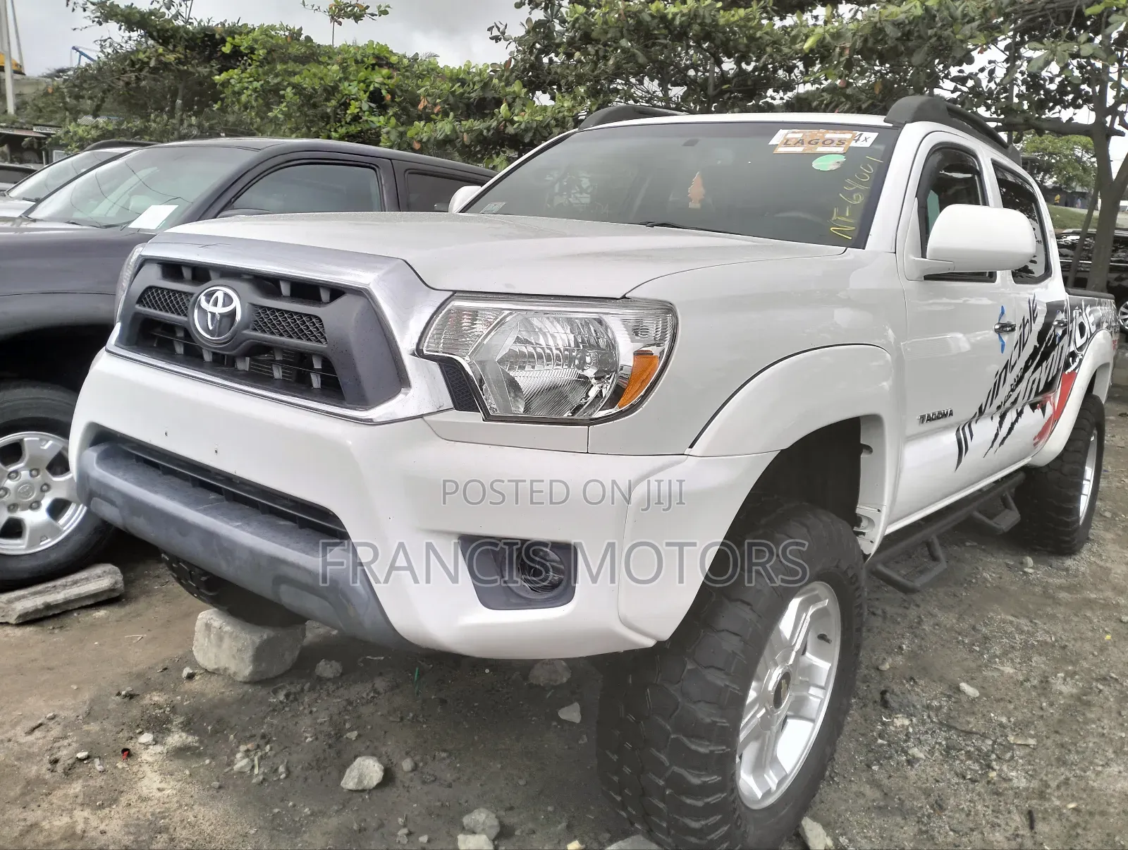Toyota Tacoma 2015 White